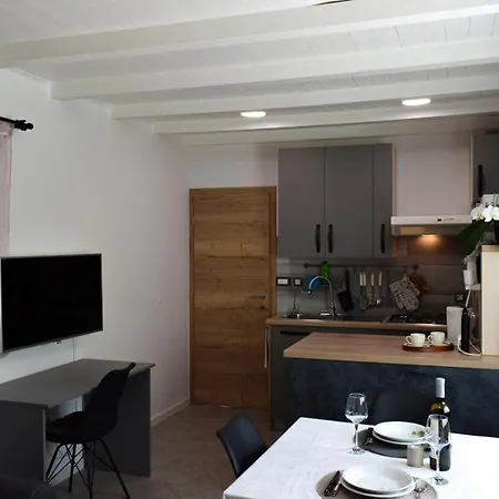 House Masha Apartament *
